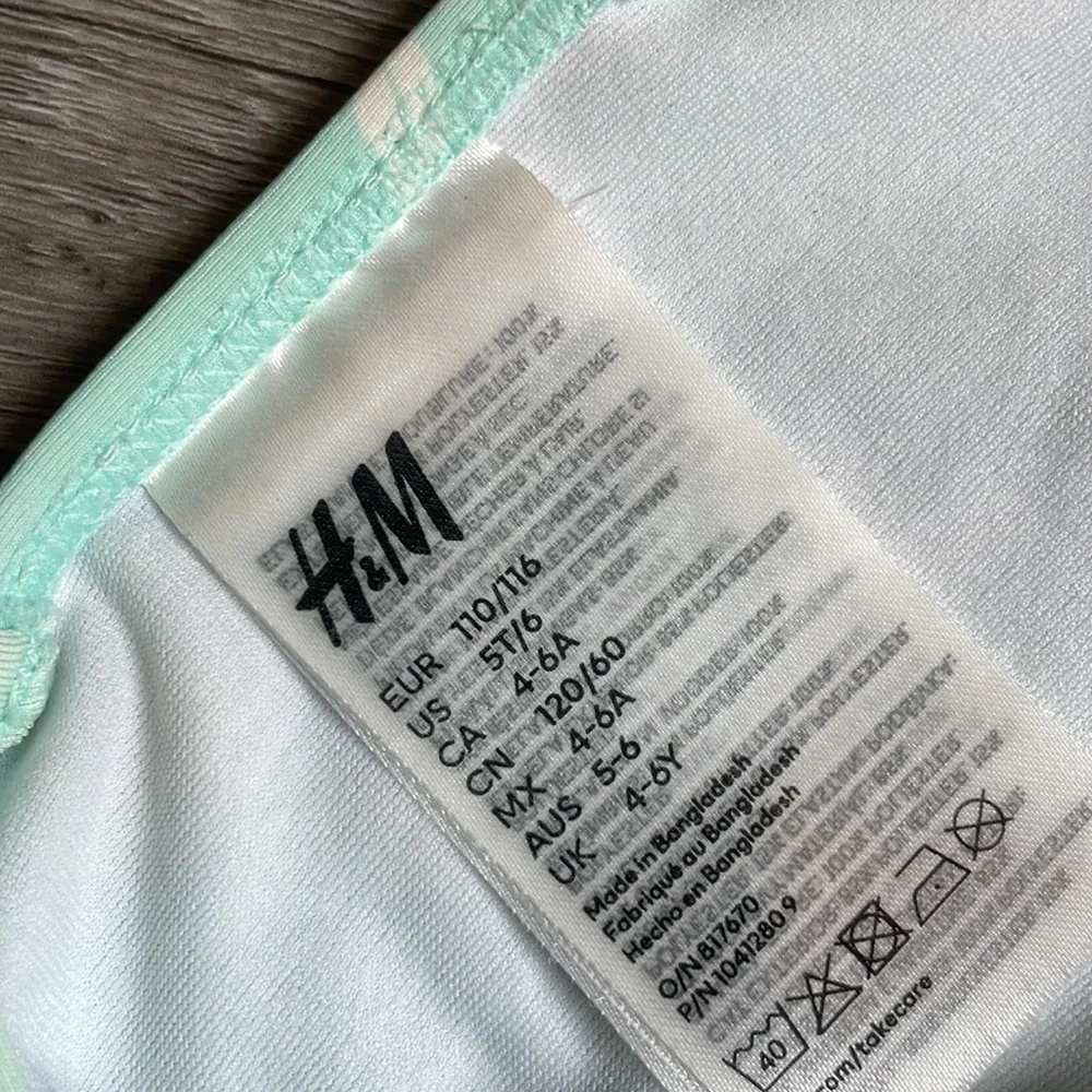 H&M green beach print one piece toddler/girls swimsuit